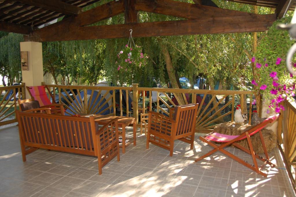 Camping La Ferme De Castellane Kültér fotó
