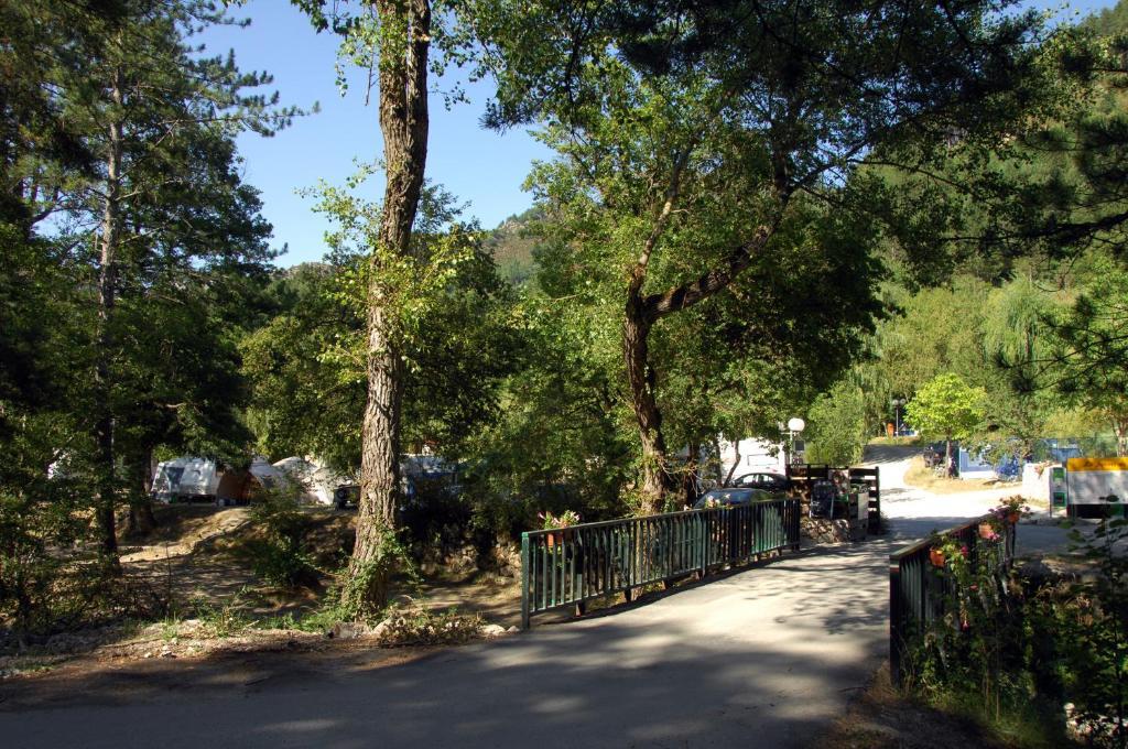 Camping La Ferme De Castellane Kültér fotó